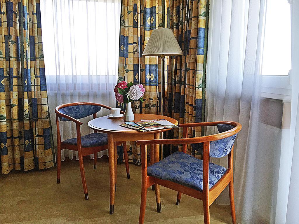 Vesta Apartments Hévíz Zimmer foto